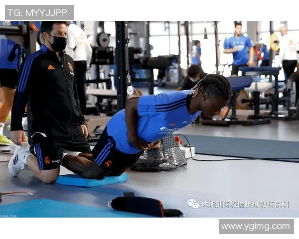 足球明星训练秘籍揭秘视频分享助你提升球技与体能