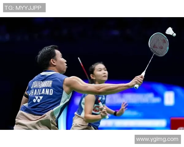 杭州羽毛球队在大师赛中的比赛经验与表现分析